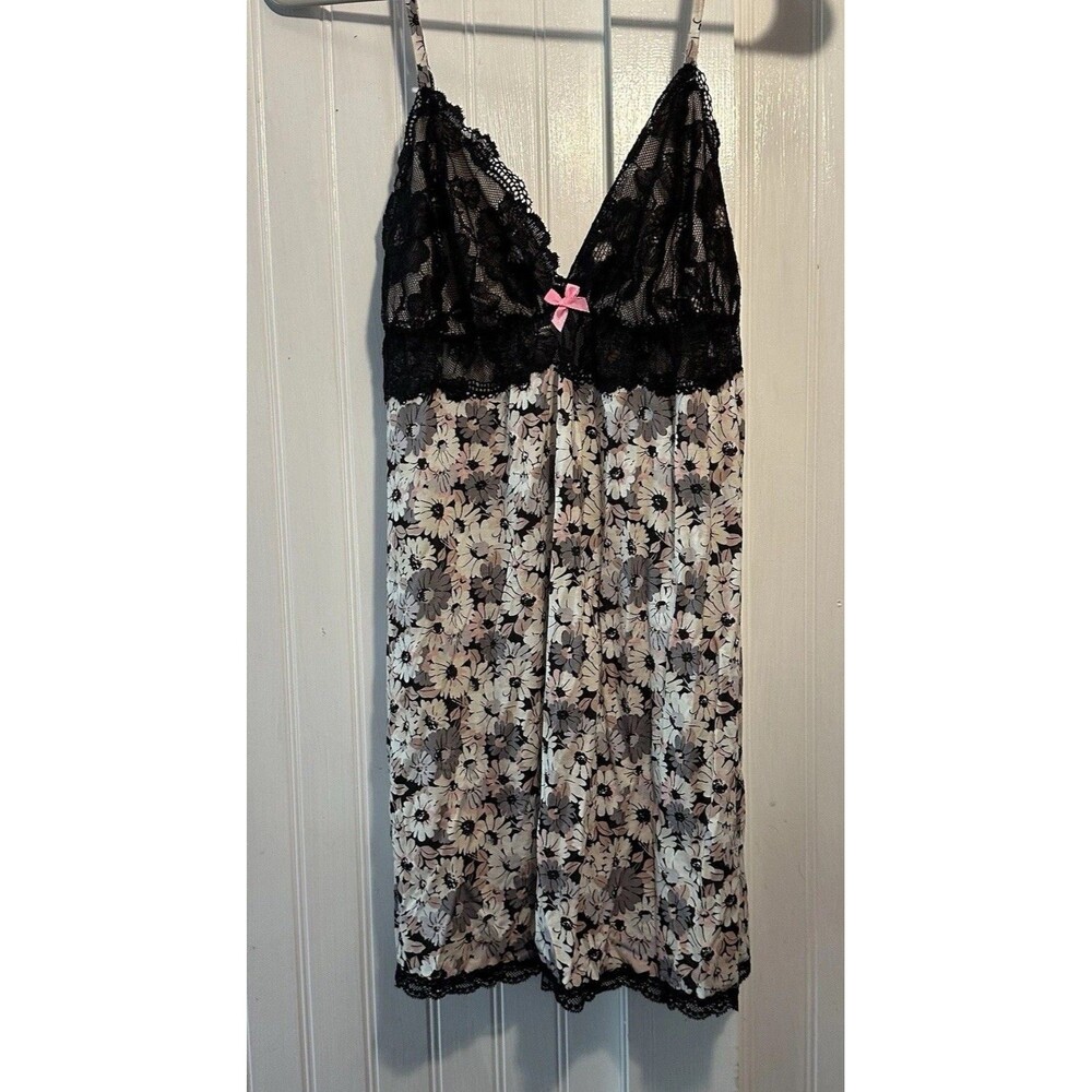 Victorias Secret Lg Cami Babydoll Black & Pink floral lace Y2K Whimsigoth Fairy
